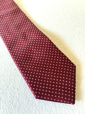 Esquire 100% Silk Burgundy Polka Dot Tie - Sleek Professional Style